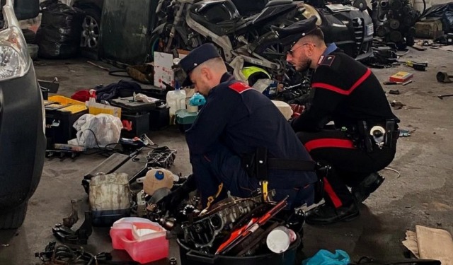 Officina abusiva scoperta in un capannone: maxisanzione, sequestro e denuncia per il titolare
