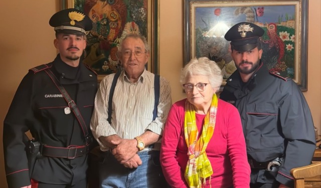 Suzzara, finto carabiniere tenta di farsi consegnare gioielli per 10mila euro: arrestato 29enne