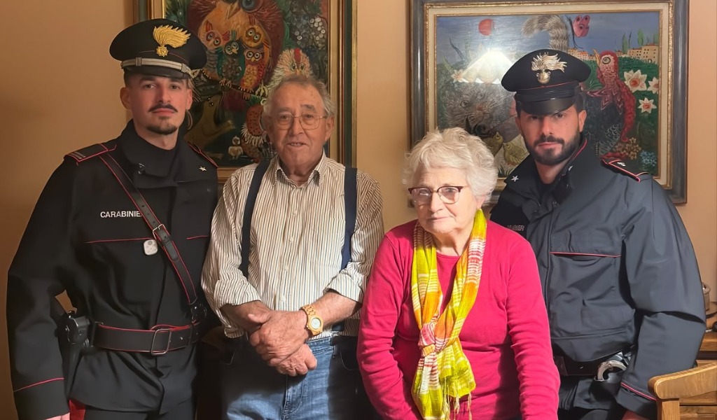Suzzara, finto carabiniere tenta di farsi consegnare gioielli per 10mila euro: arrestato 29enne